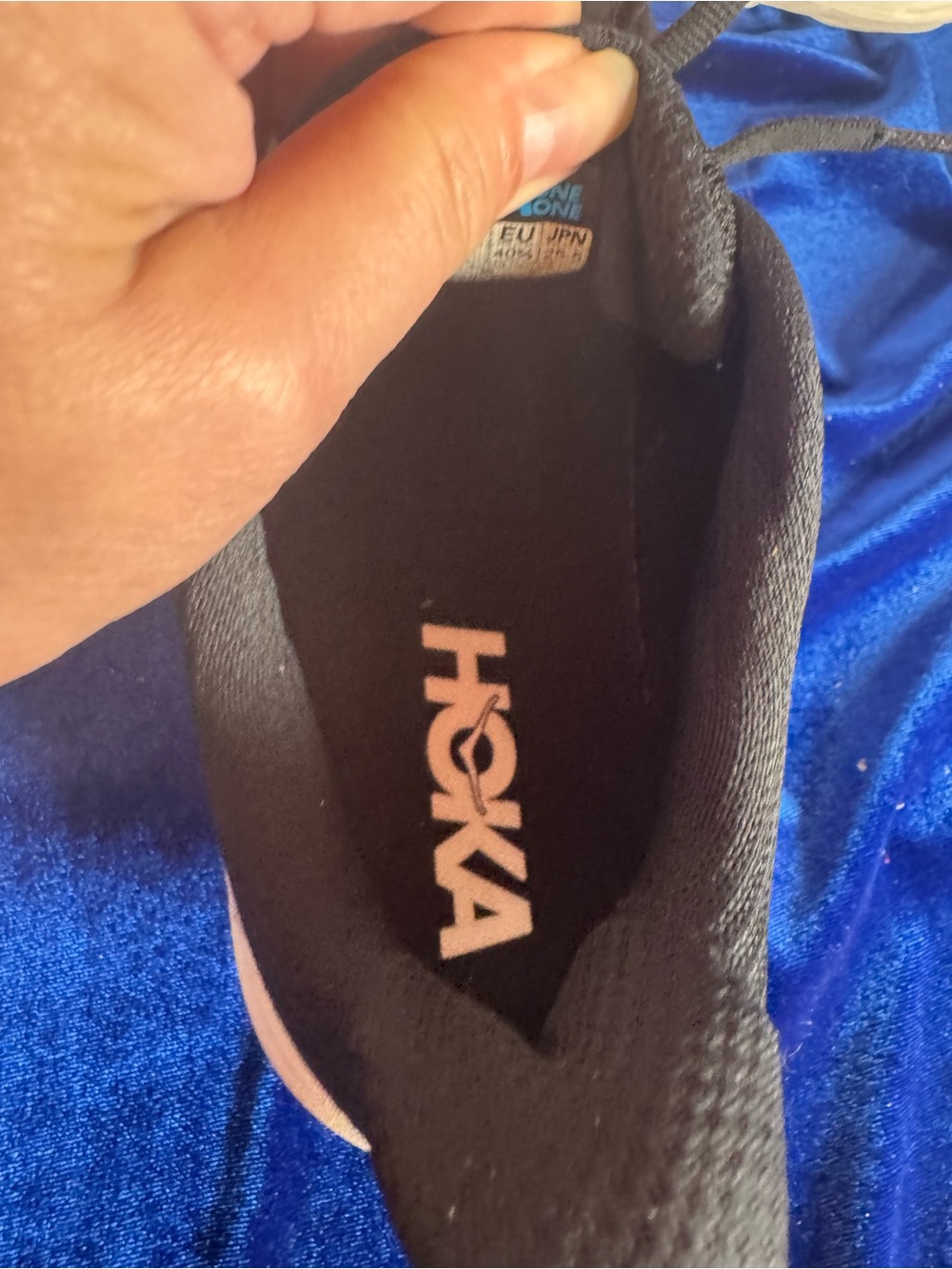 Hoka One One Clifton 10 Black Athletic Shoes with White Logo - Picture 5 of 10